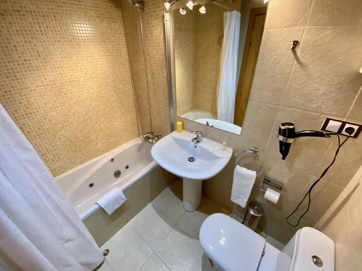 Bosquet, El Forn Apartment Канило Екстериор снимка